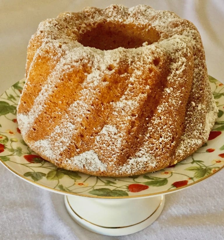 Babka z białek
