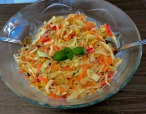 Wiosenna surówka a'la Coleslaw