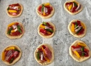 mini pizzerinki z warzywami
