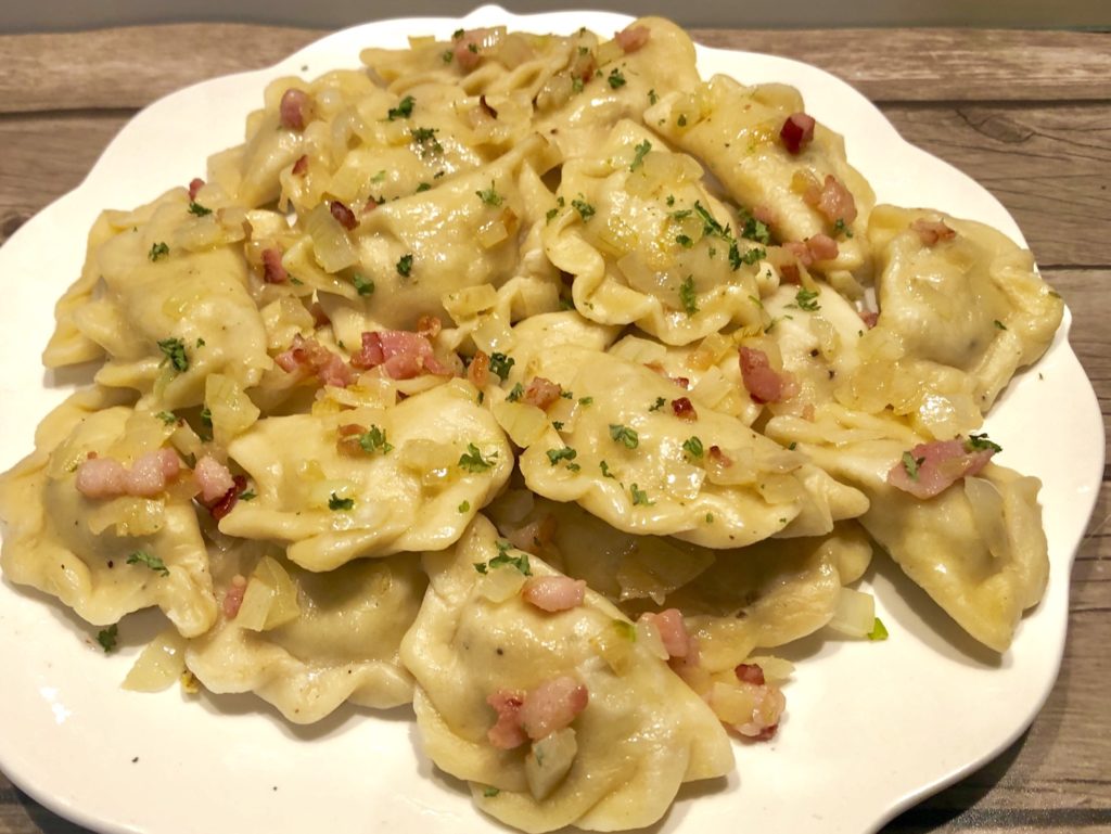 pierogi z mięsem z rosołu