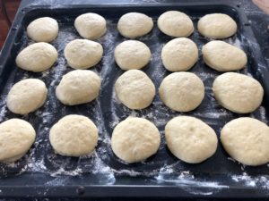 wyrastające pączki