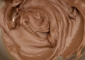 Krem do obłożenia torcika ferrero rocher