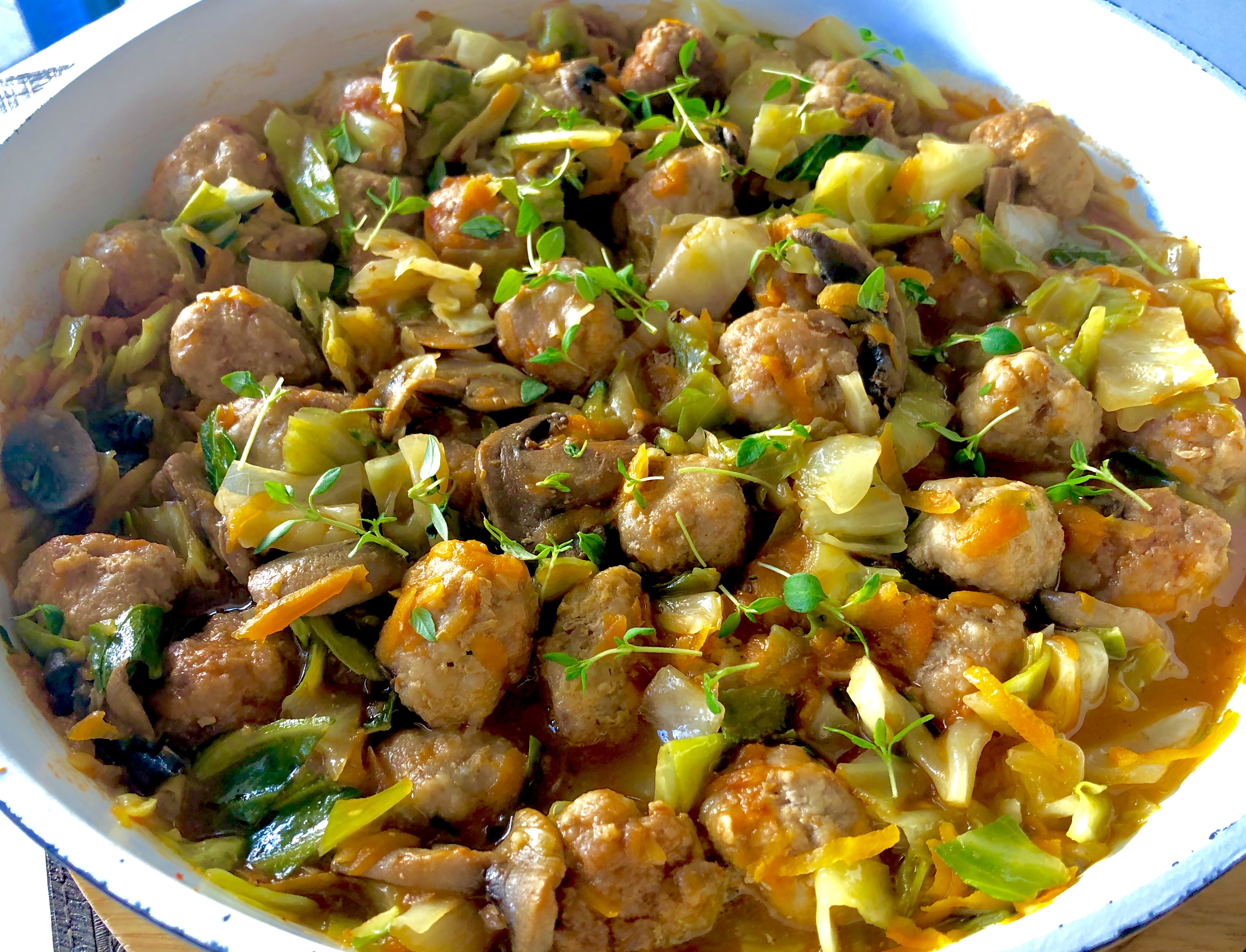 Bigos z klopsikami