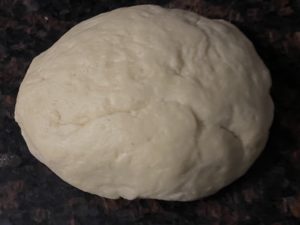 Ciasto na pyszne rogaliki z czekoladą
