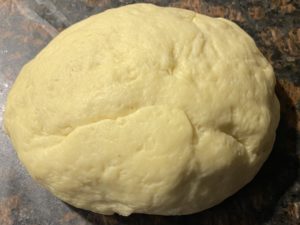 Łączenie składników na ciasto twarogowe