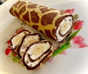rolada żyrafa rolada żyrafa z bananami i czekoladą