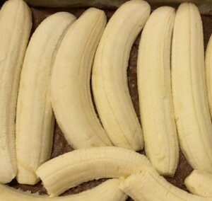 Ciasto Oreo z bananami - 4C504586 D982 404C 9B1A 94515E18DDE1 scaled e1615456039683