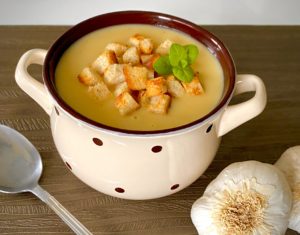 zupa czosnkowa