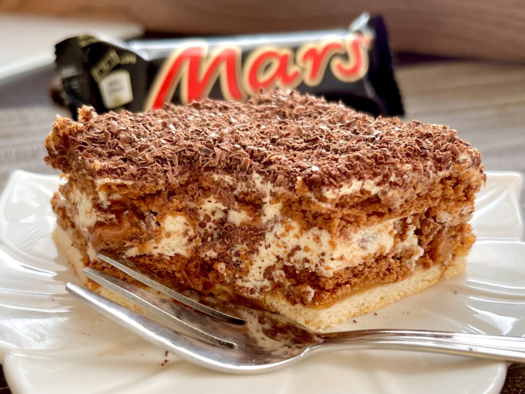 Mars – pyszne ciasto bez pieczenia