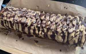 Rolada snickers - 96BD57AB 7FB3 46B8 BA4B 37D3E8FDA703