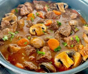 Boeuf bourguignon z patelni - DB0230F8 08CE 43D5 9800 AF492864C7A9