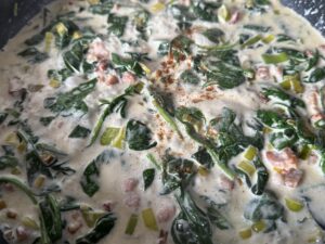 Makaron z boczkiem w sosie gorgonzola - IMG 1377