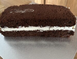 Torcik brownie - koszyczek truskawek - IMG 6372