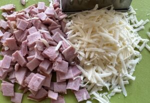 Sałatka ryżowa z szynką i brokułem - IMG 2059