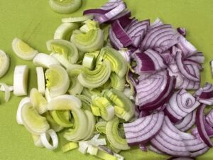 Smażony makaron z kurczakiem i warzywami - IMG 7341