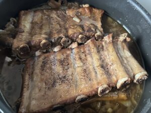 Żeberka duszone w gęstym sosie śliwkowym - IMG 2853