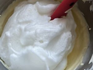 Sernik na serkach homogenizowanych - IMG 2208