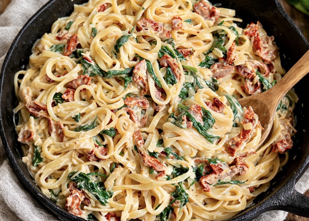 Tagliatelle z kremowym sosem szpinakowym - IMG 2576